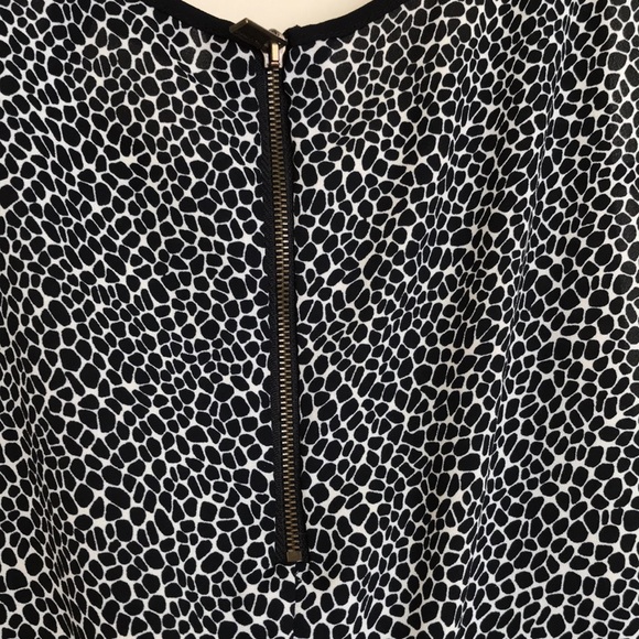 BCBG MAXAZRIA top - Picture 3 of 8